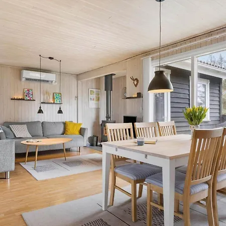 Lk1949-lokken-karinavej-87 Feriehus Løkken